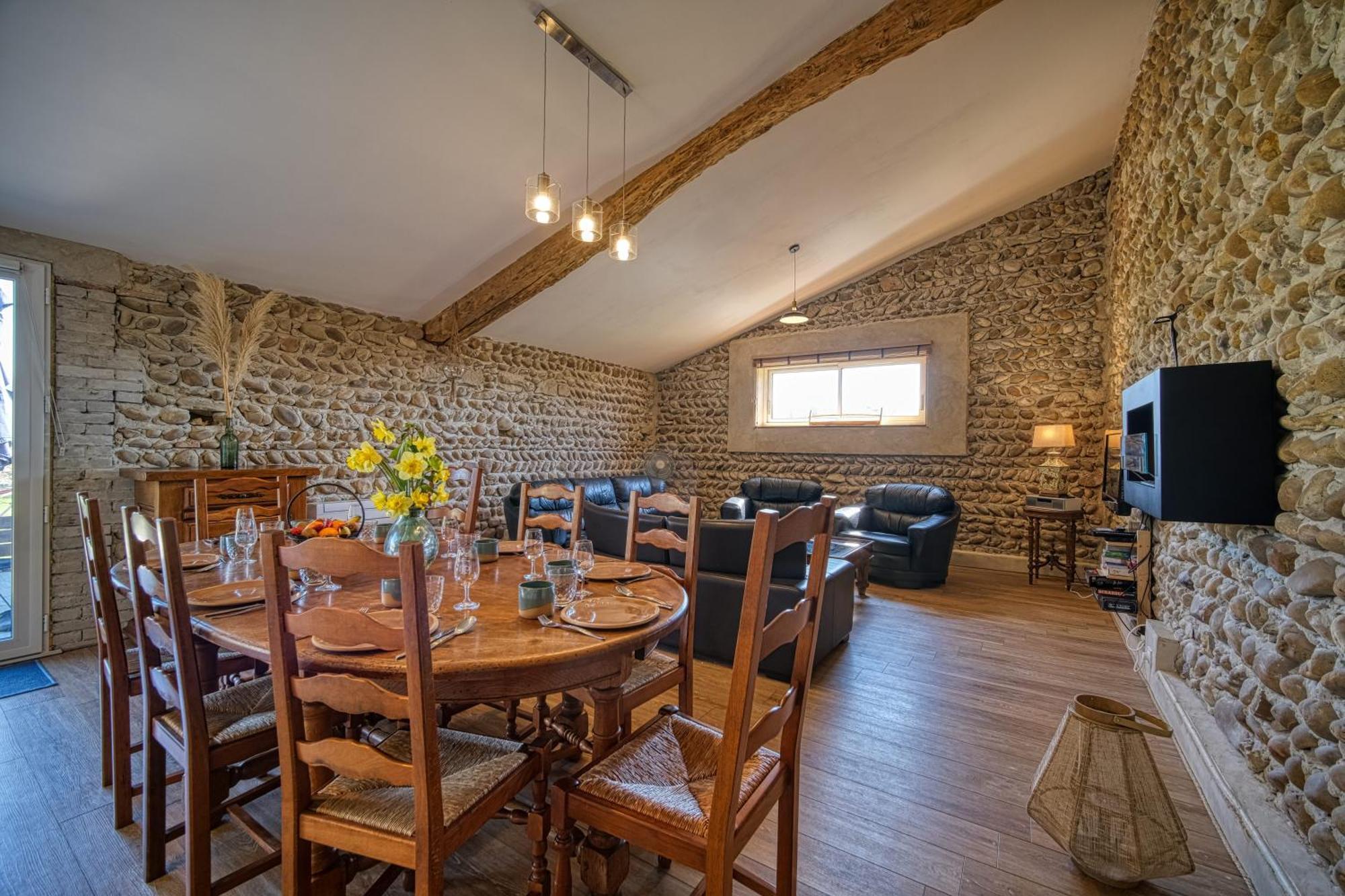 Maison Michonieres - Gite 3 Etoiles - 8 Personnes Miribel  Экстерьер фото