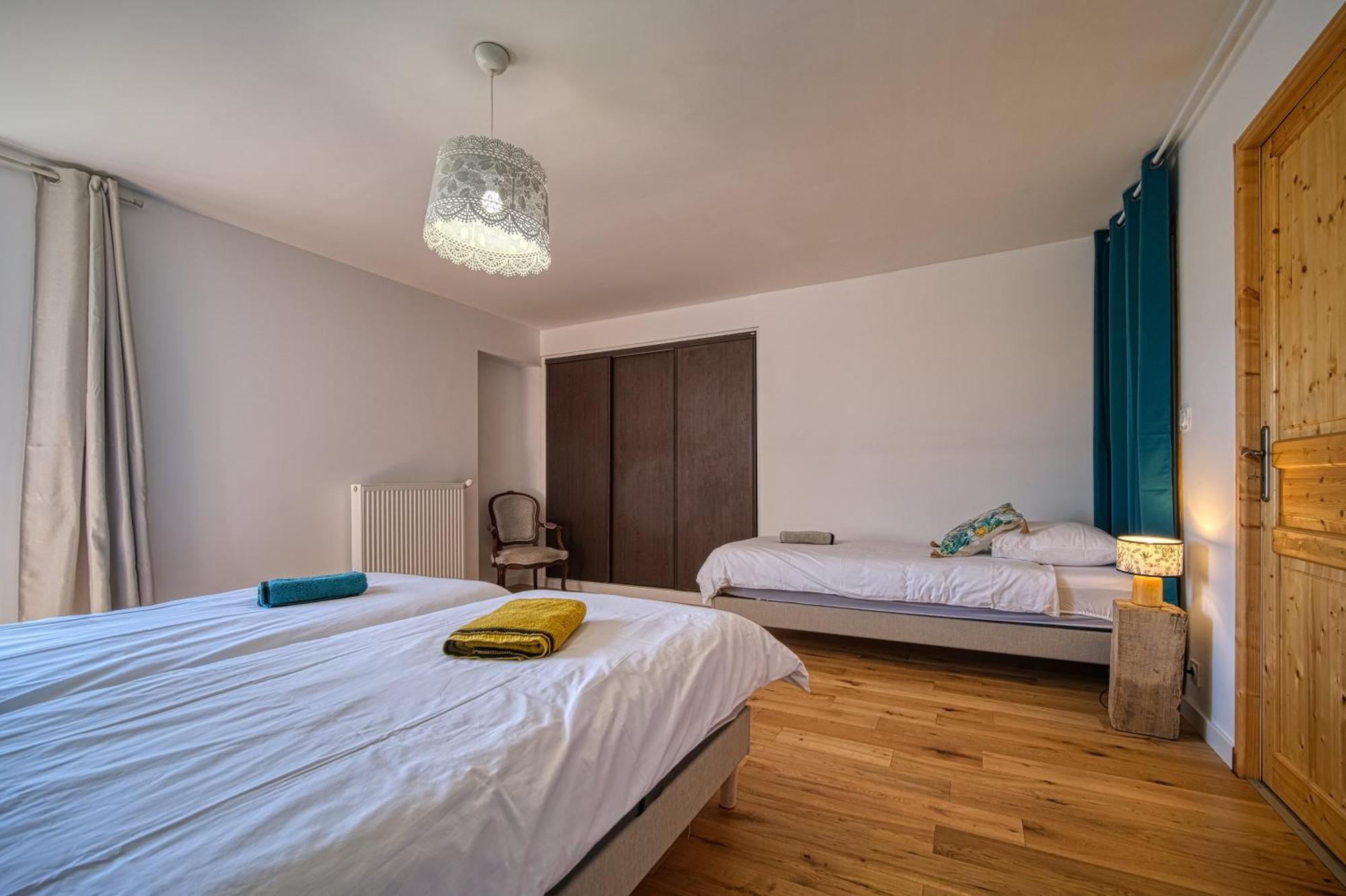 Maison Michonieres - Gite 3 Etoiles - 8 Personnes Miribel  Экстерьер фото