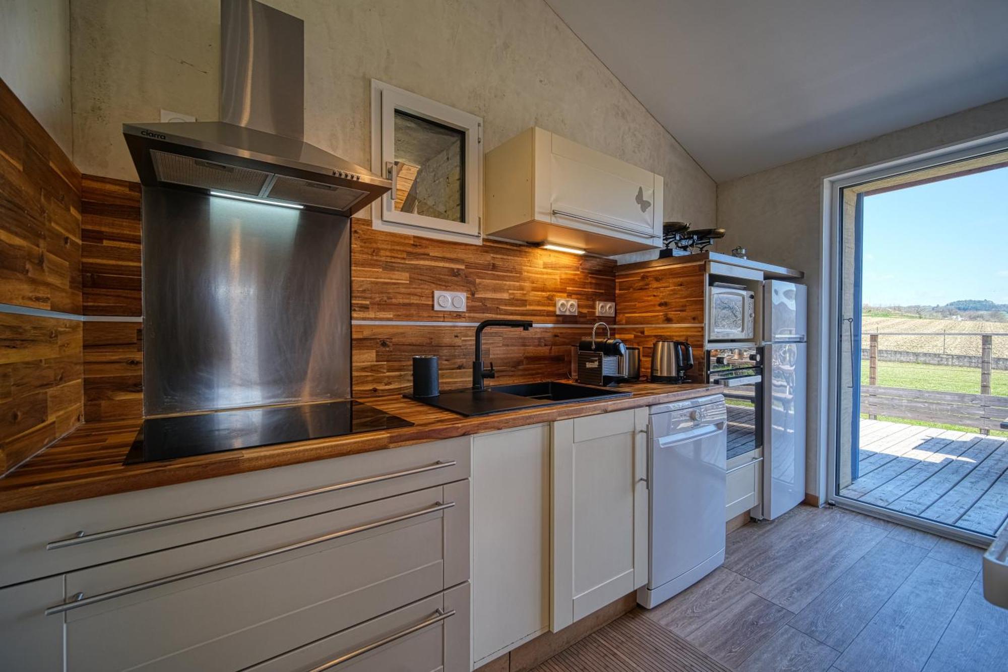 Maison Michonieres - Gite 3 Etoiles - 8 Personnes Miribel  Экстерьер фото